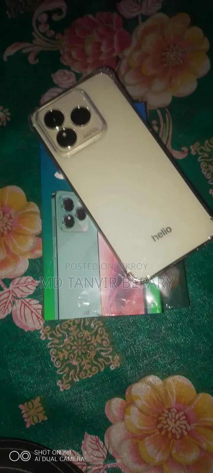 Helio 128 GB Gold