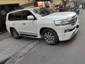 Toyota Land Cruiser 2014 Pearl