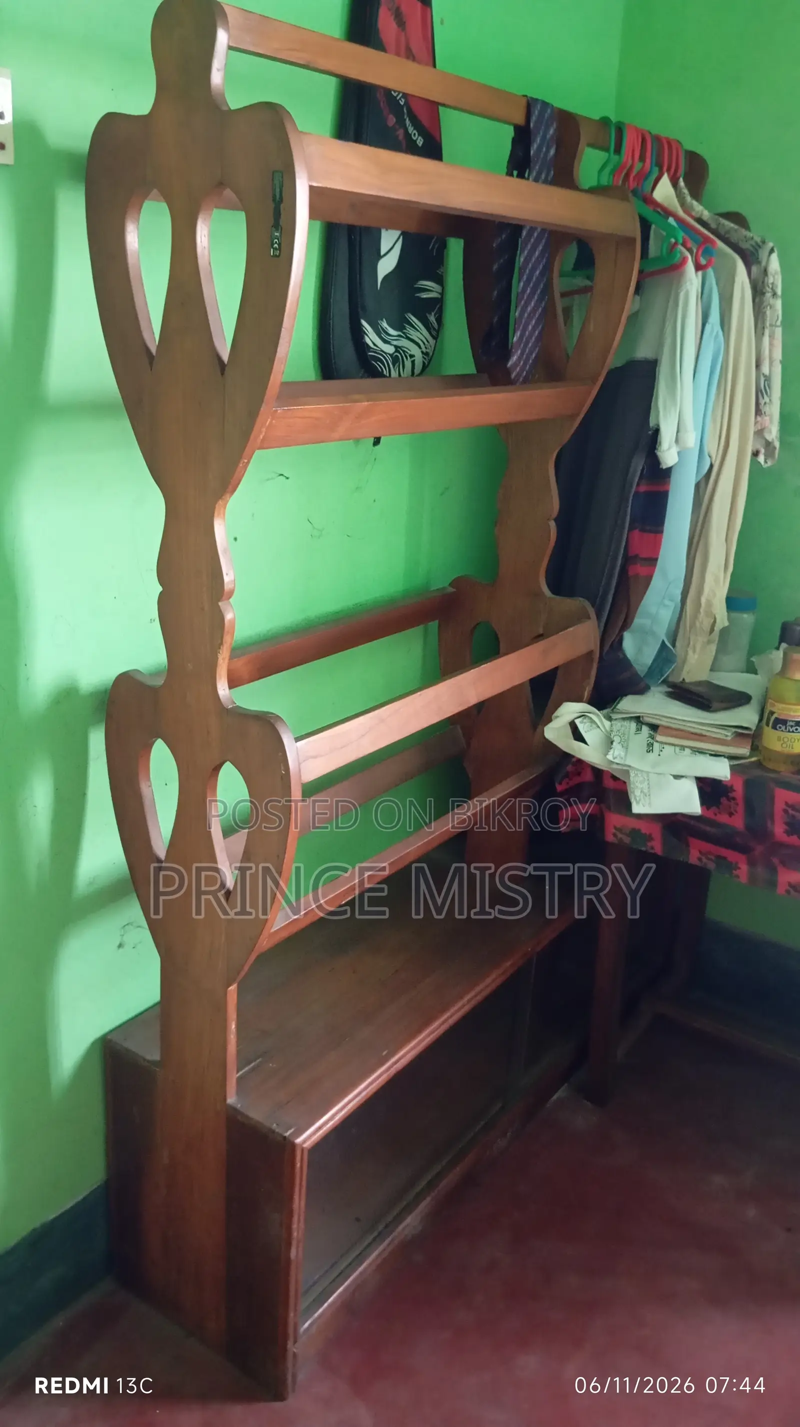 Teak wood clothes rack