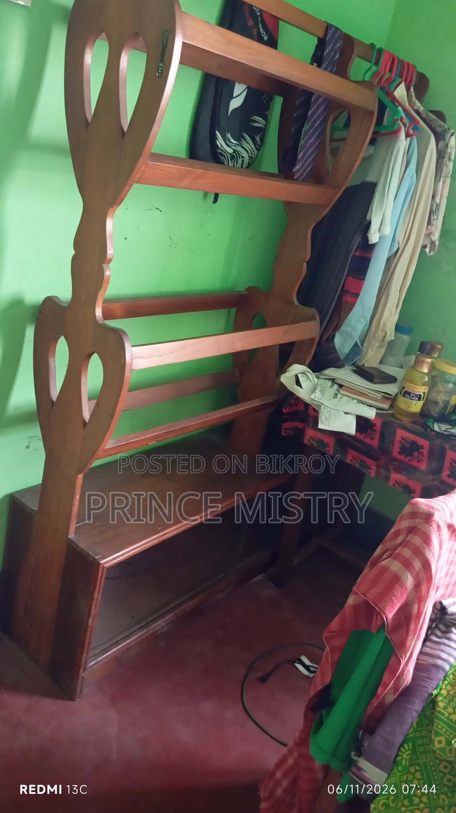 Teak wood clothes rack