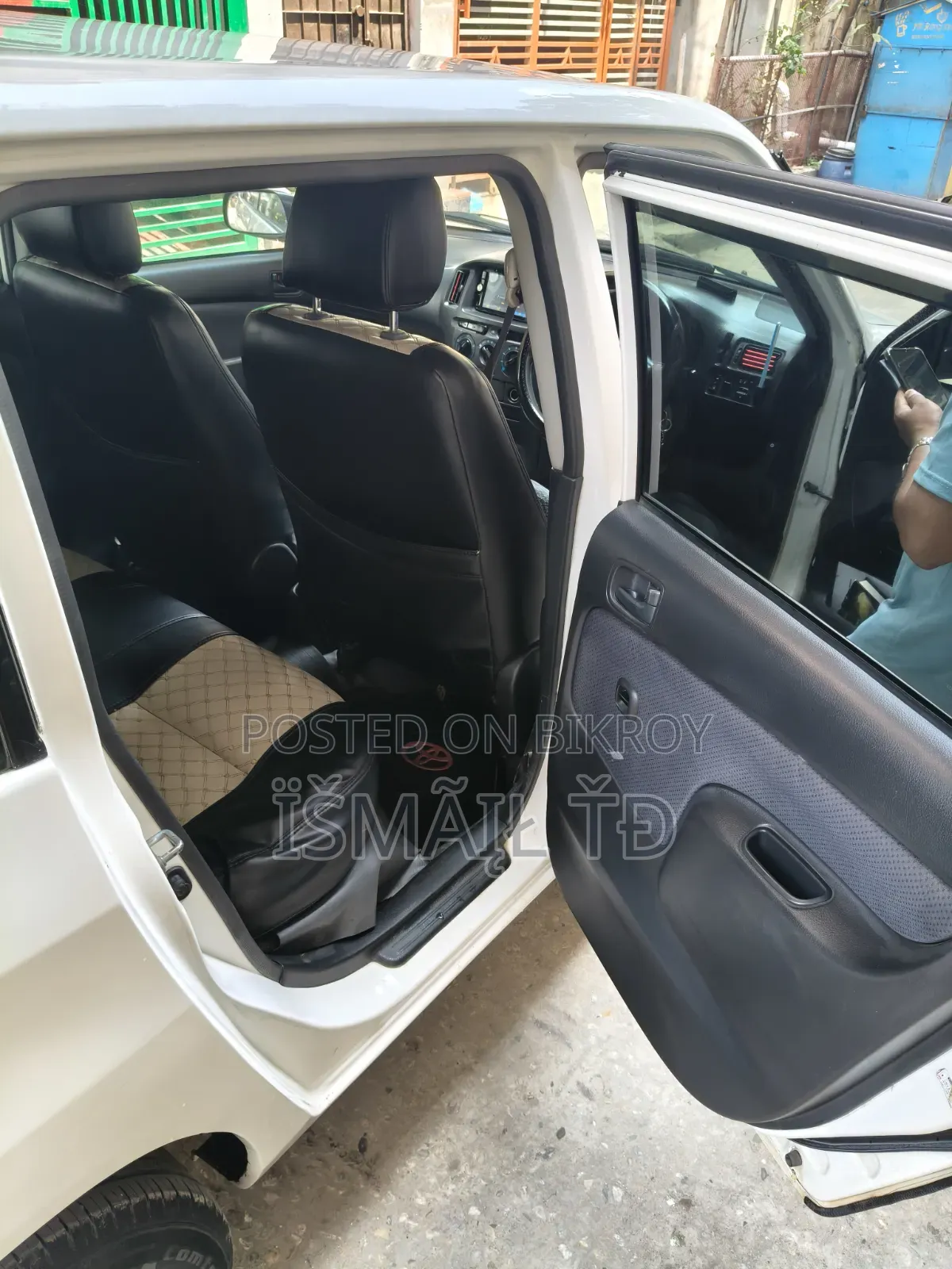 Toyota Probox 2003 White