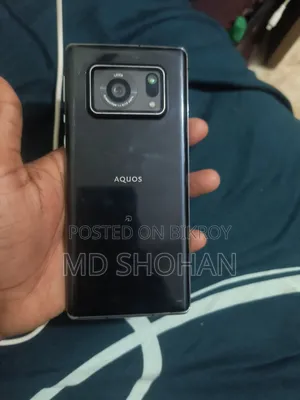Sharp Aquos R6 128 GB Black