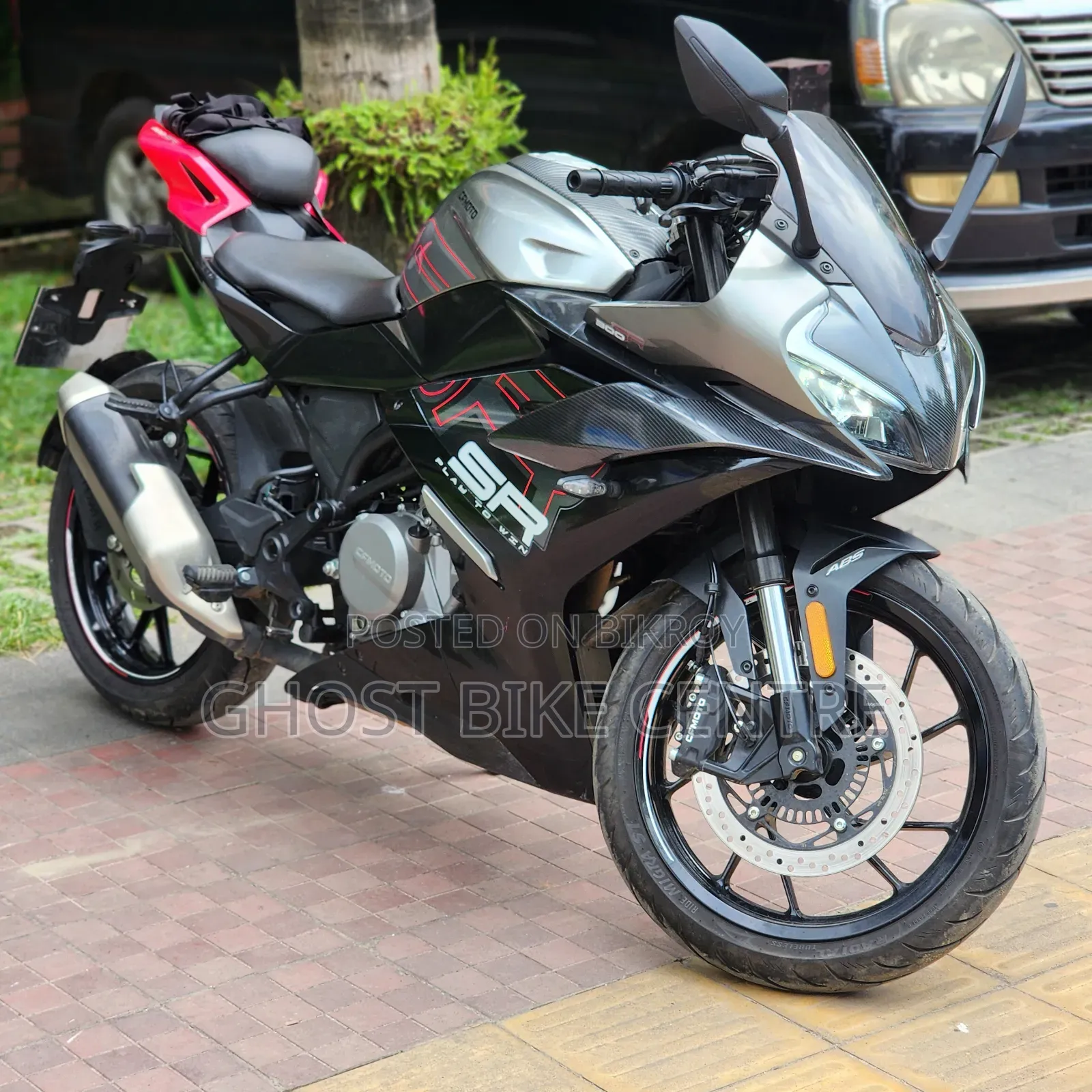 CFMoto 300SR 2026 Black