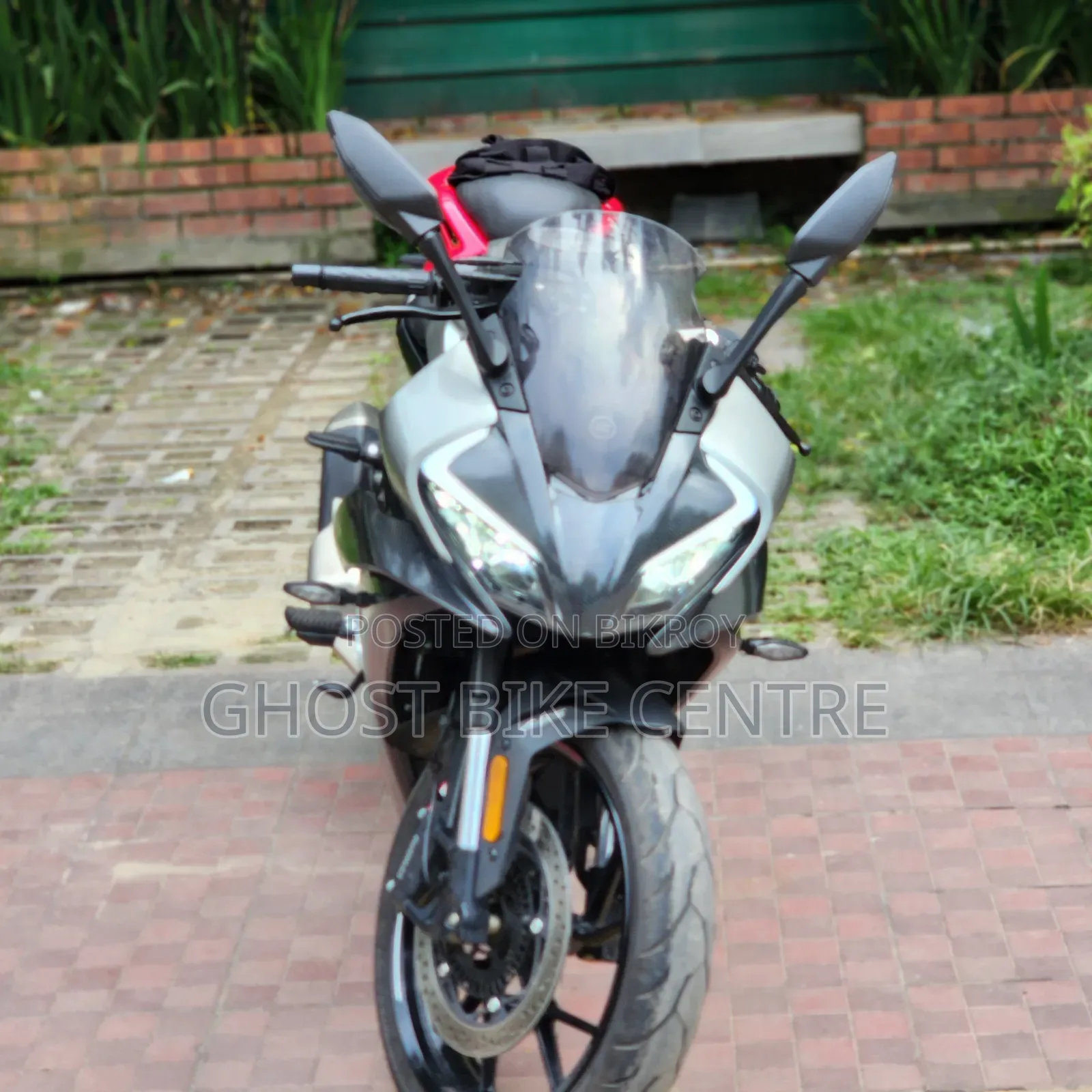 CFMoto 300SR 2026 Black