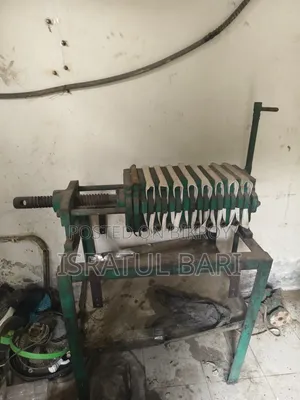 Mustard oil extraction machine with filter