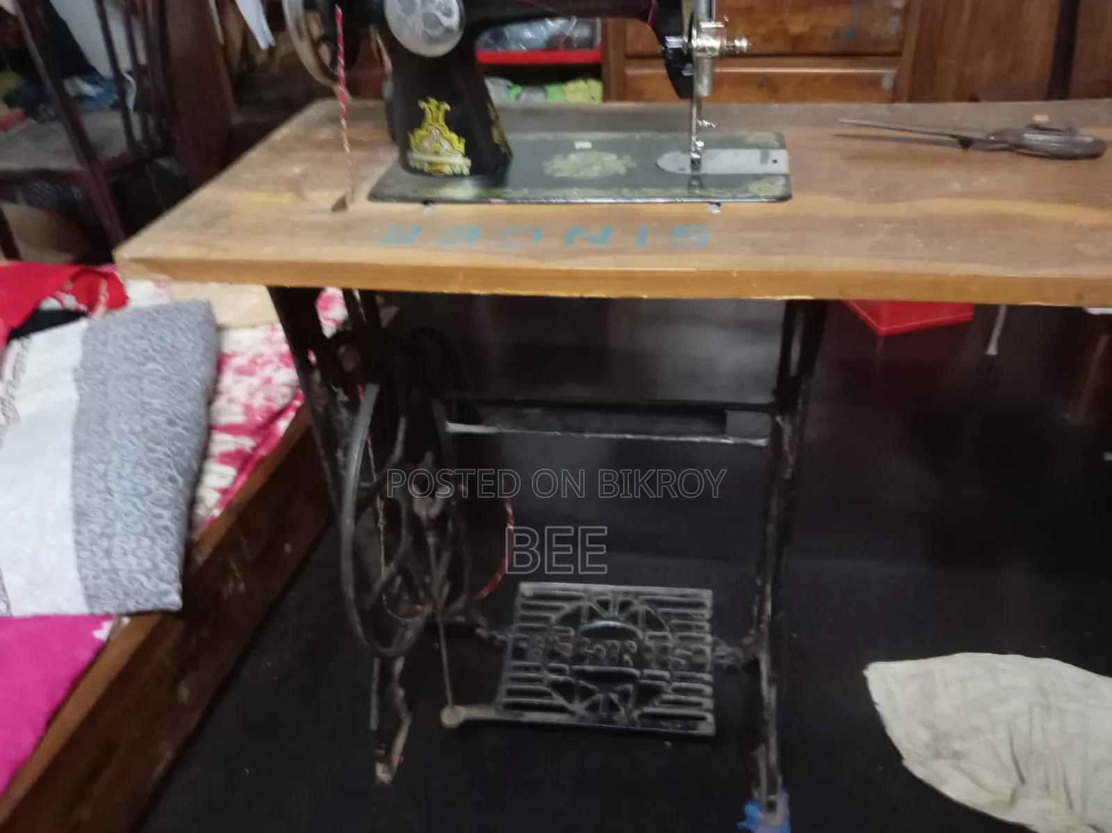 Singer Sewing Machine
