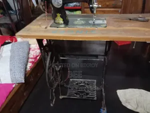 Singer Sewing Machine