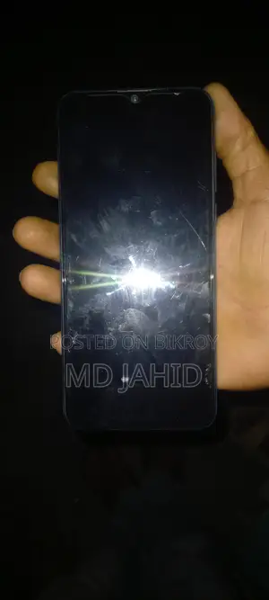 ওয়ালটন প্রিমো আর৮ ৬৪ জিবি নীল