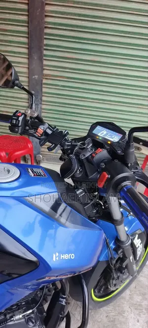 Hero Thriller 160R 4V 2022 Blue