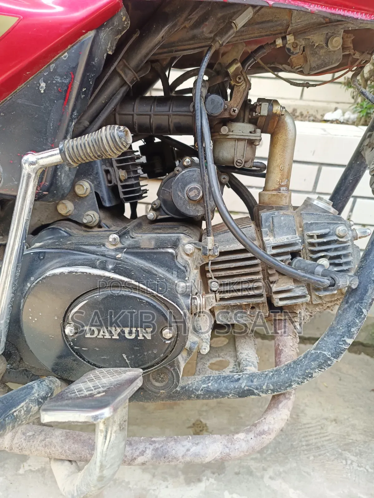 রেঞ্জার ২০১৮ লাল মোটরসাইকেল