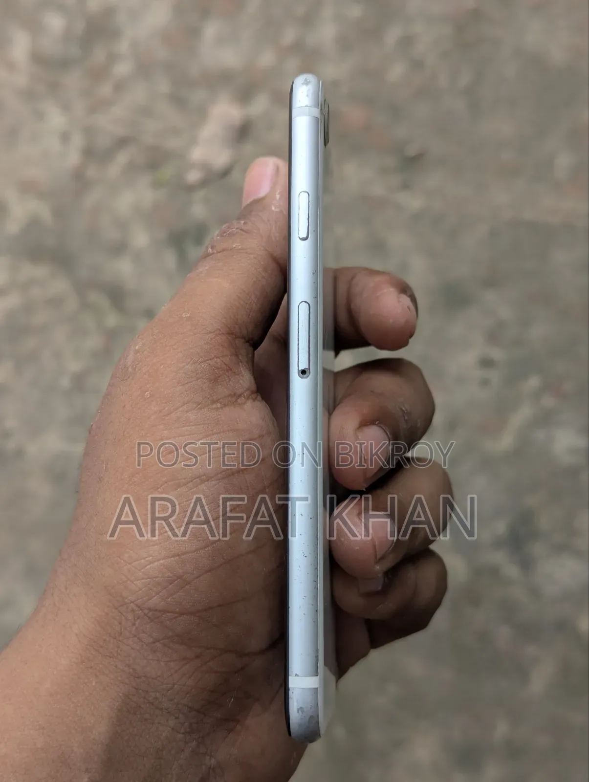 অ্যাপল আইফোন এসই (২০২০) ৬৪ জিবি সাদা