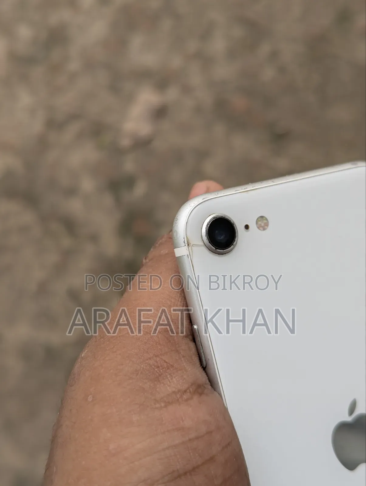 অ্যাপল আইফোন এসই (২০২০) ৬৪ জিবি সাদা