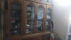 শোকেস সেগুন কাঠের(Showcase Shegun Kath)