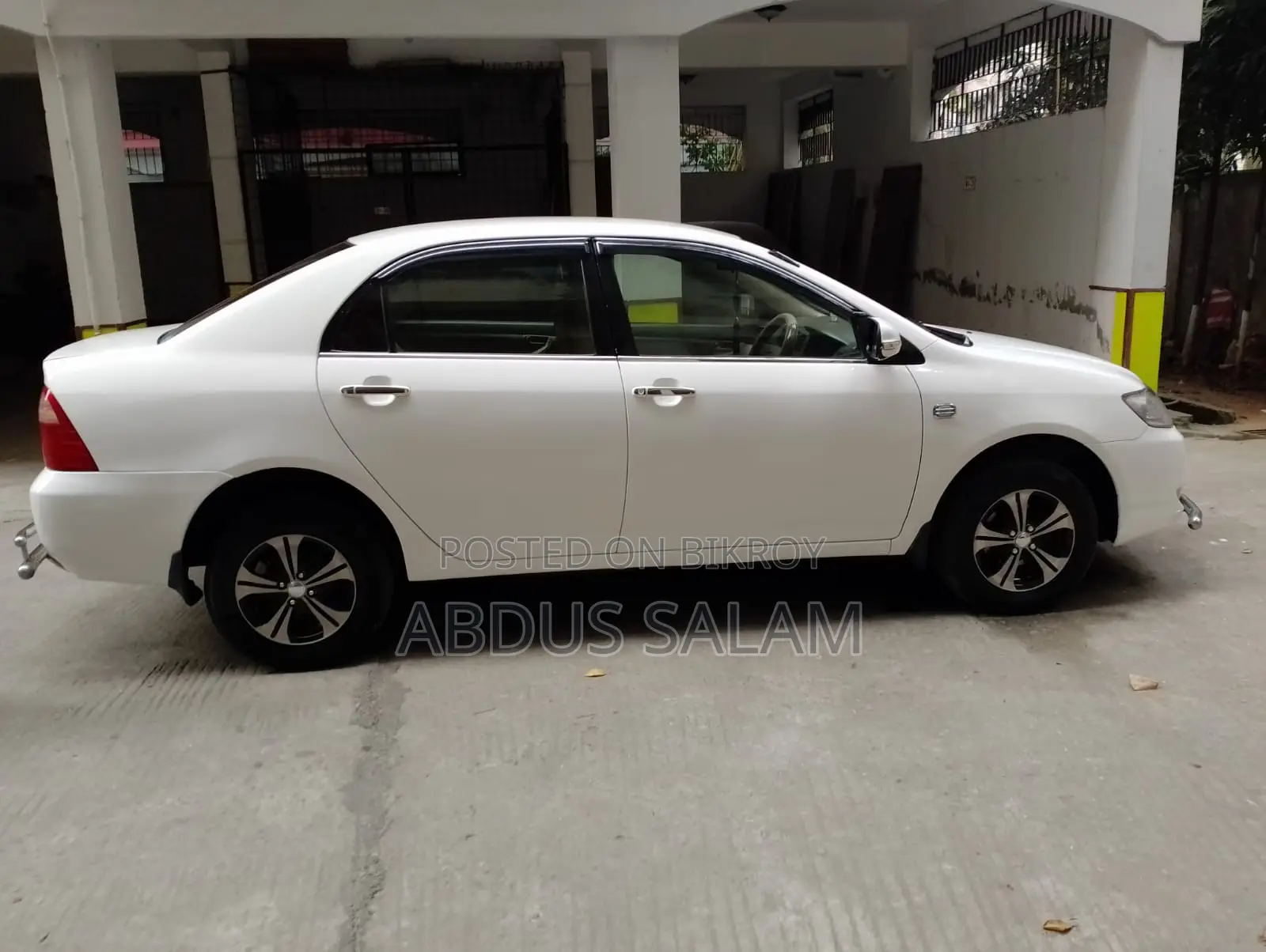 Toyota Corolla 2005 White
