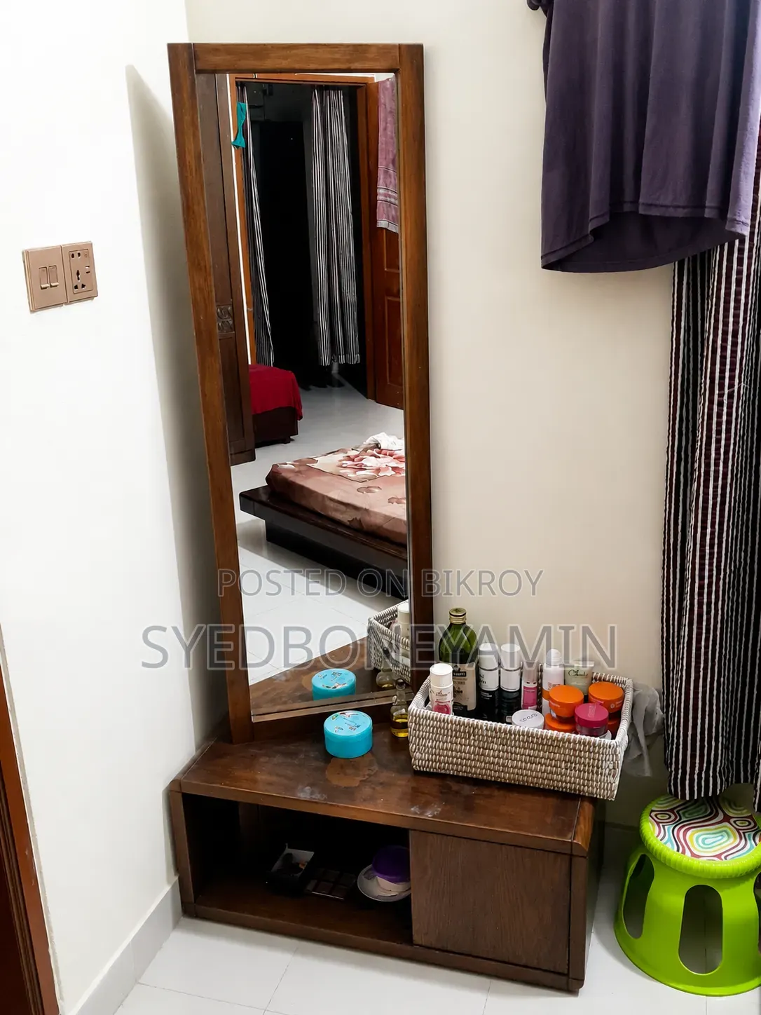 হাতিল ড্রেসিং টেবিল