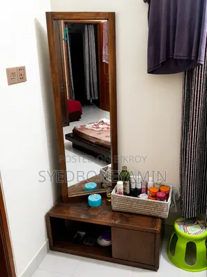 হাতিল ড্রেসিং টেবিল