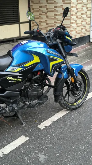 Hero Hunk 2024 Blue