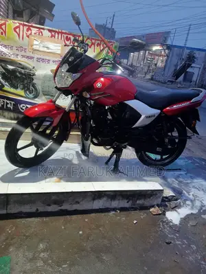 Yamaha 2018 Red