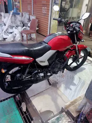 Yamaha 2018 Red