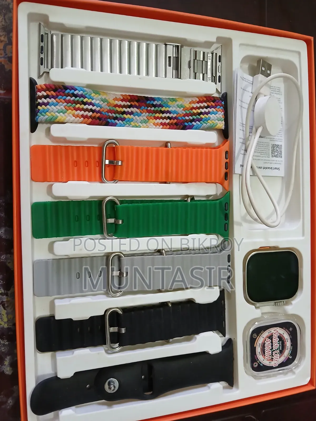 Y20 Ultra With 7 Unique Straps
