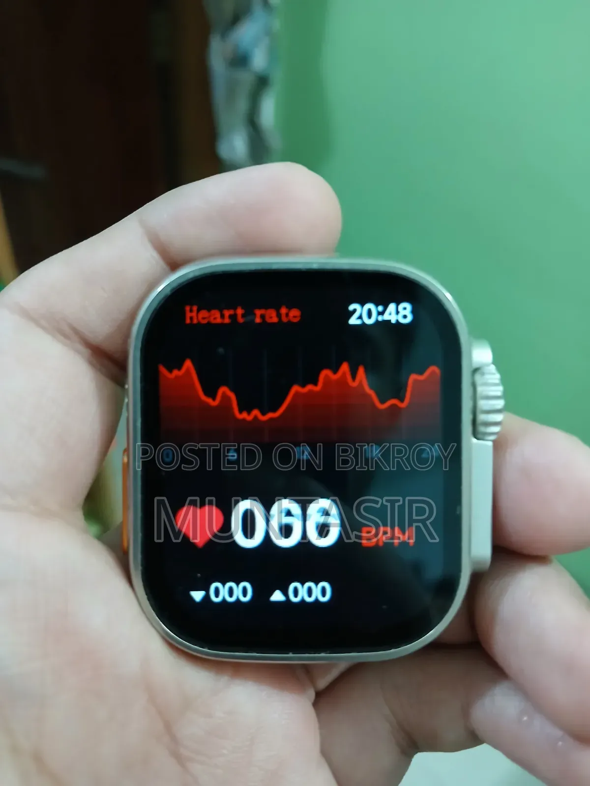 Y20 Ultra With 7 Unique Straps