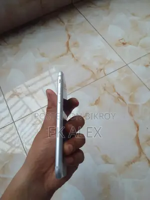 Apple iPhone 7 32 GB