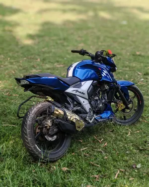 TVS Apache RTR 160 4V 2020 Blue