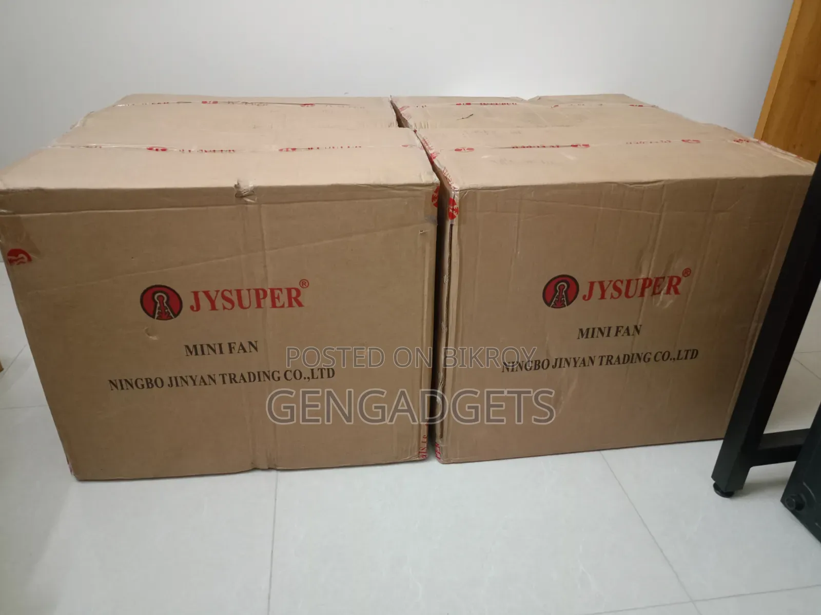 Jysuper JY 2218 Professional Rechargeable Fan