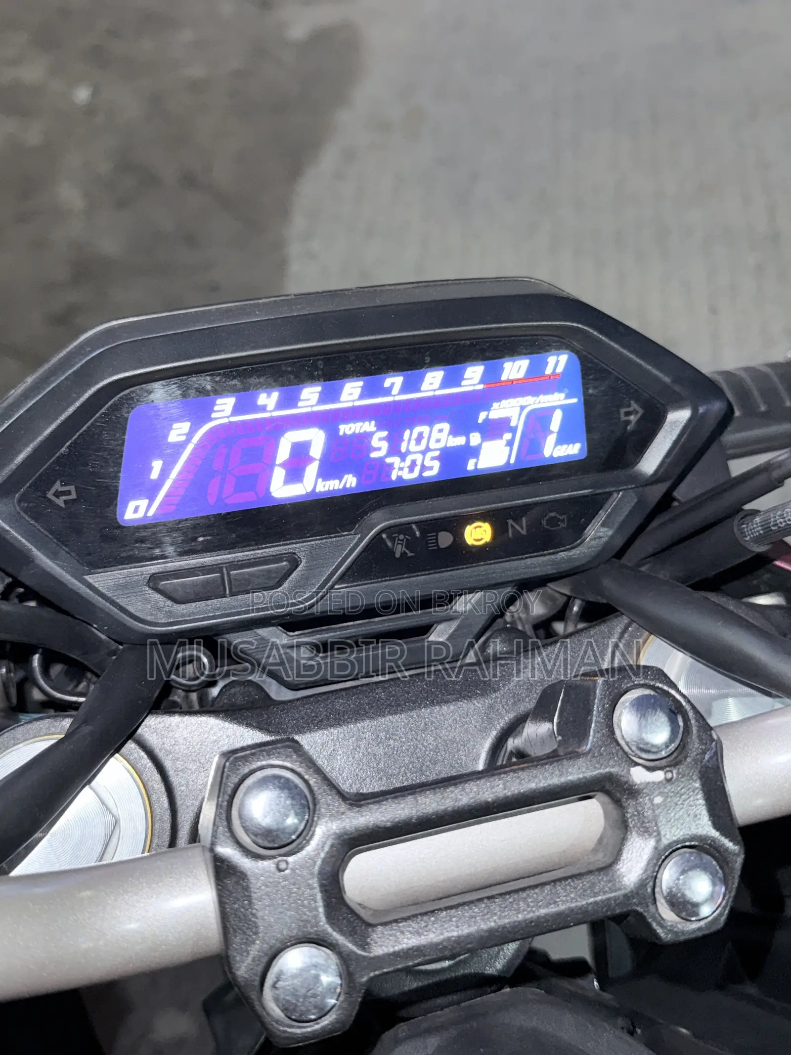 Honda Hornet 2024 Red
