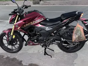 Honda Hornet 2024 Red