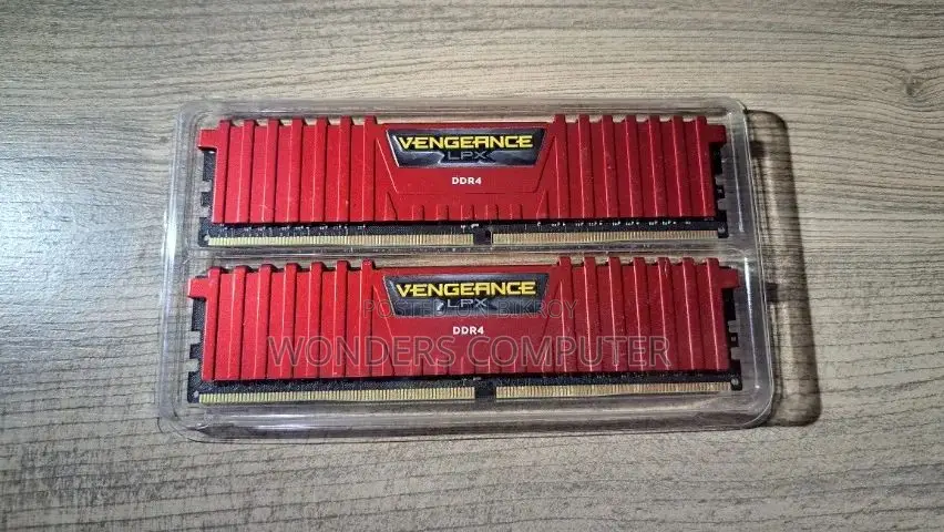 Corsair Vengeance LPX 8gb Ddr4 2666/2400 ১ বছরের ওয়ারেন্টি