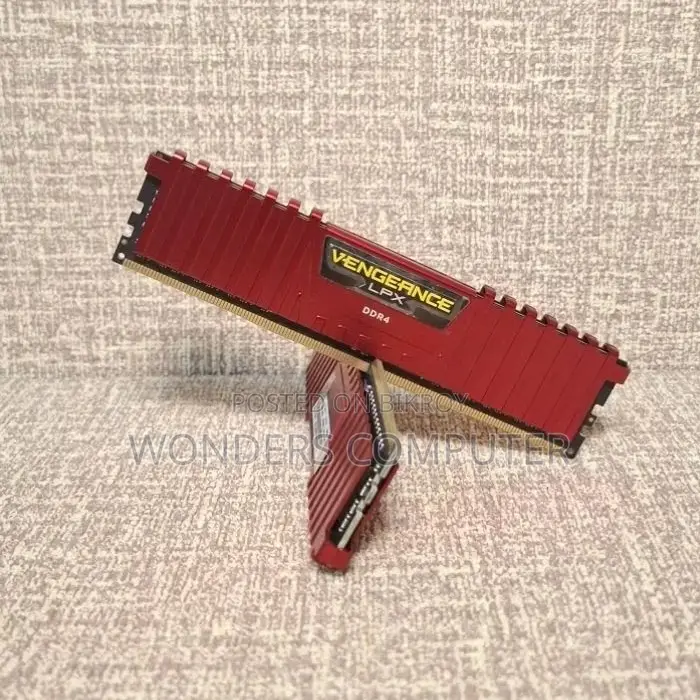 Corsair Vengeance LPX 8gb Ddr4 2666/2400 ১ বছরের ওয়ারেন্টি