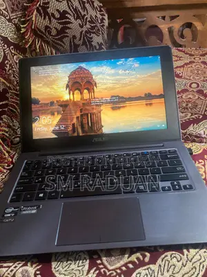 Laptop Asus TAICHI 21 4GB Intel Core I7 SSD 256GB