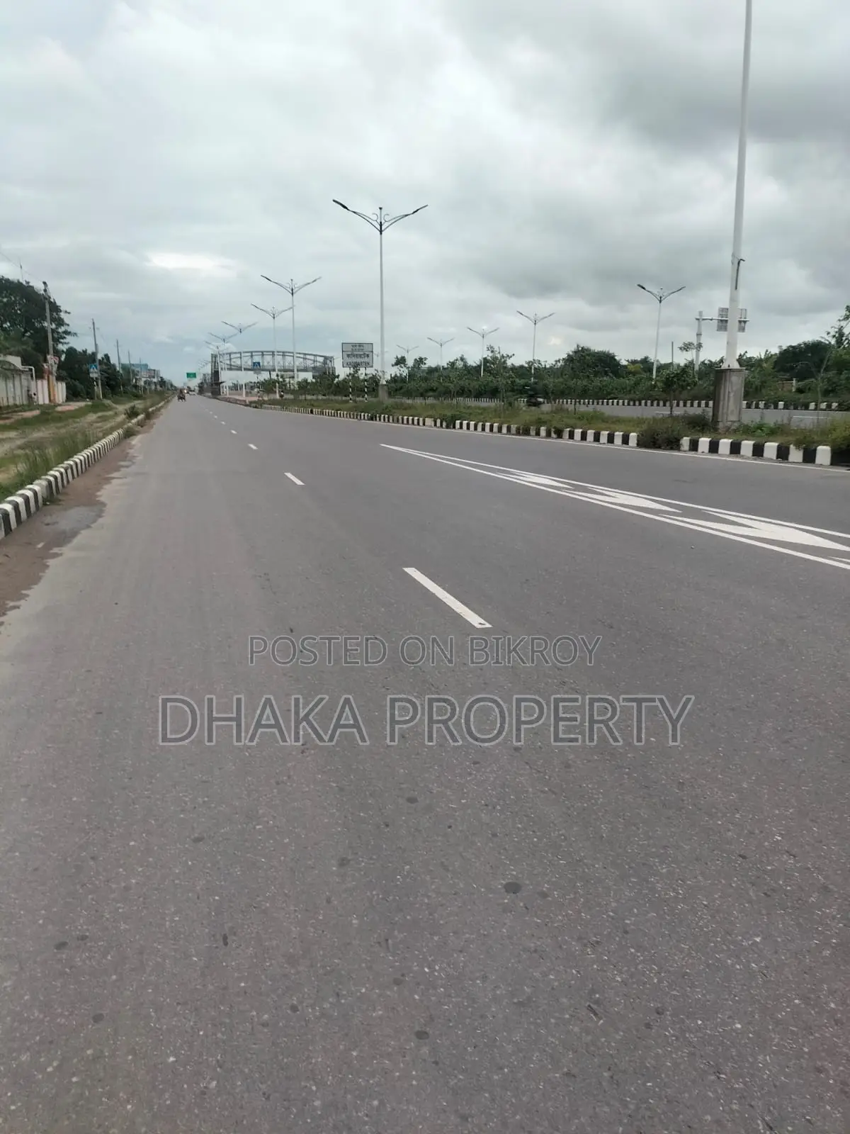 300ft Commercial 10 Katha South-Facing Plot at Sector-10
