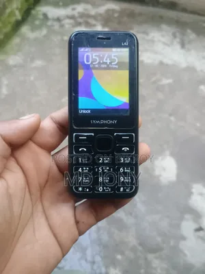 Symphony 4 GB Black