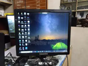 Gigasonic 17-inch LED Monitor