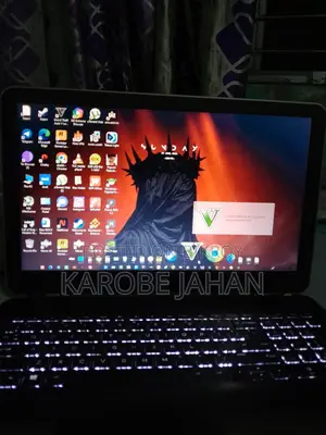New Laptop HP Pavilion 10 8GB Intel Core I5 SSD 1T