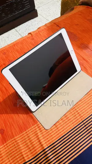Apple iPad 10.2 (2019) 128 GB Silver