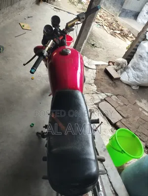 Honda 2001 Red
