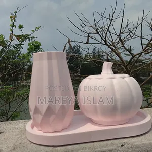 Handmade Candle and Home Decor