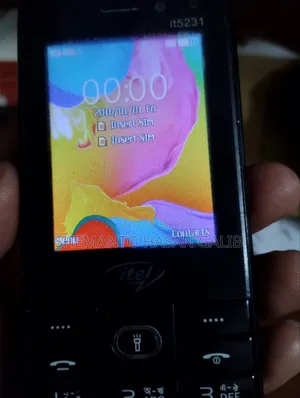 Itel A04 32 GB Black