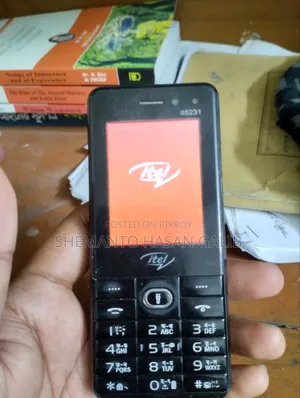 Itel A04 32 GB Black