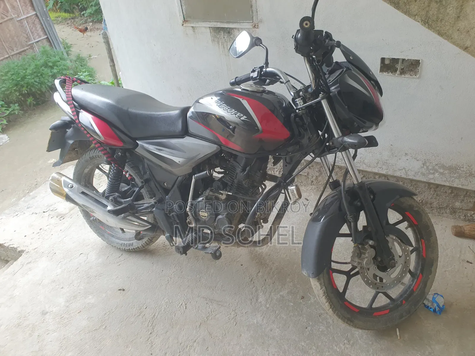 Bajaj Discover 125 2020 Black