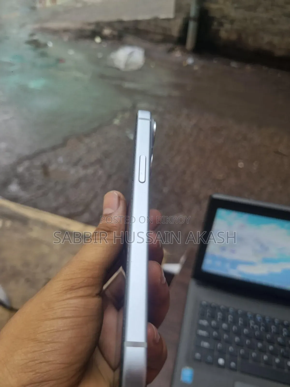 Apple iPhone 15 128 GB White
