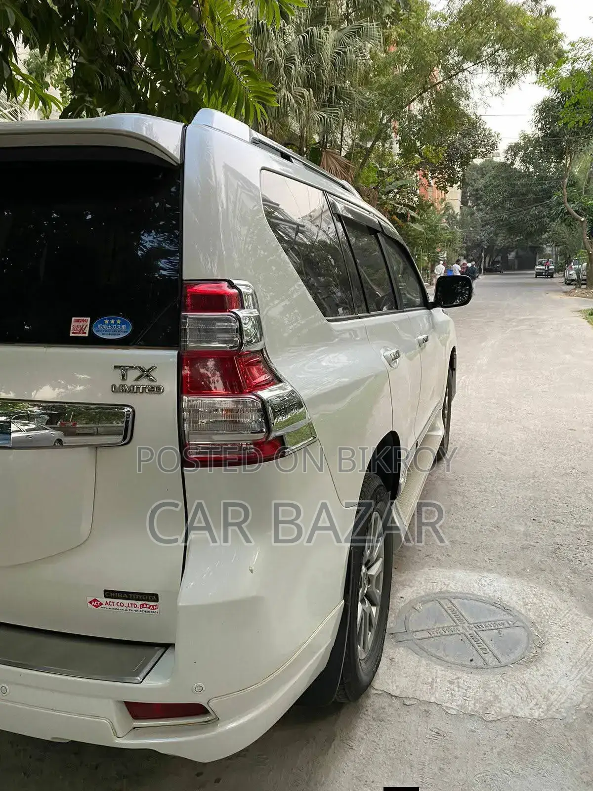 Toyota Land Cruiser Prado 2016 Pearl