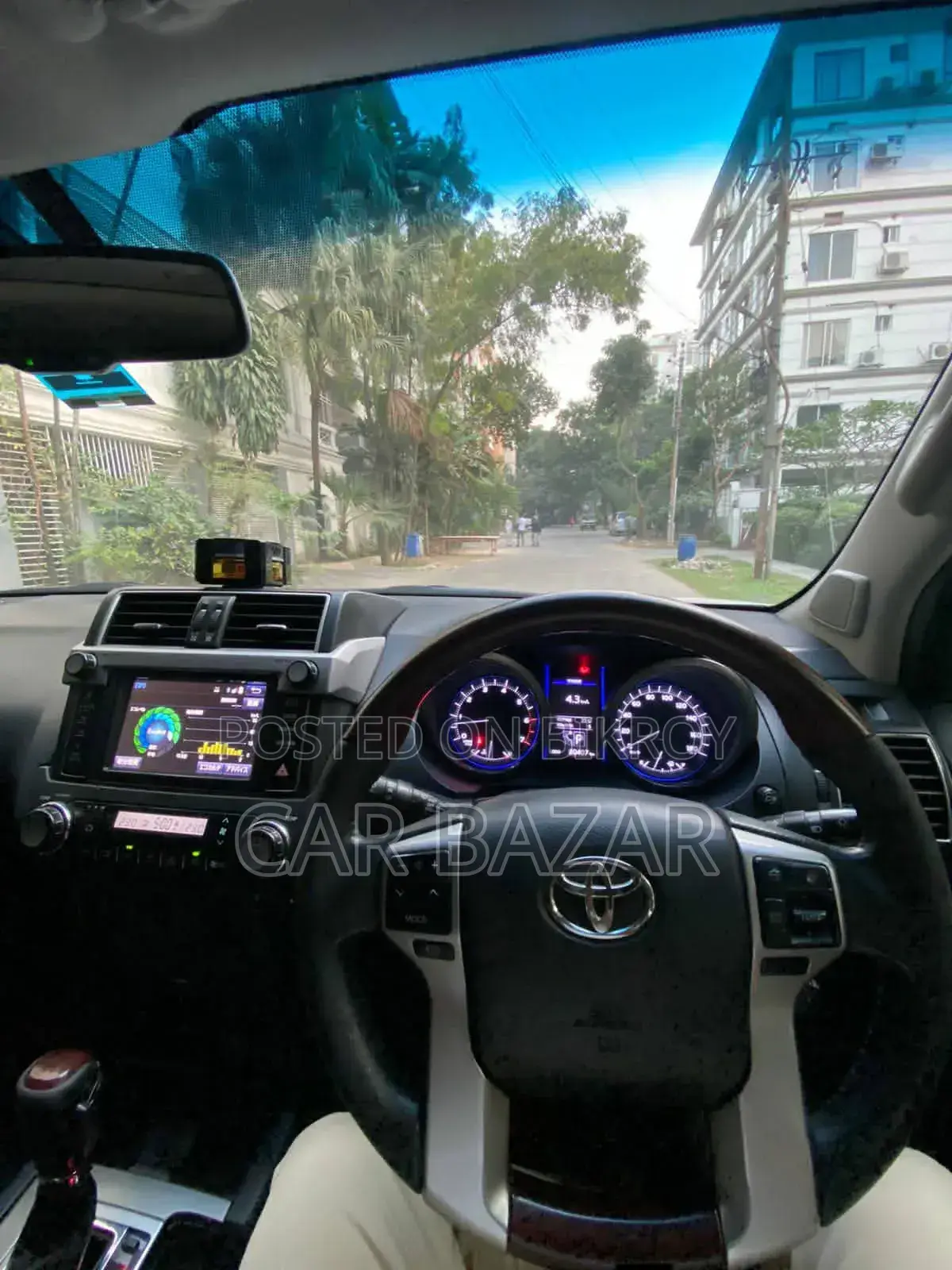 Toyota Land Cruiser Prado 2016 Pearl