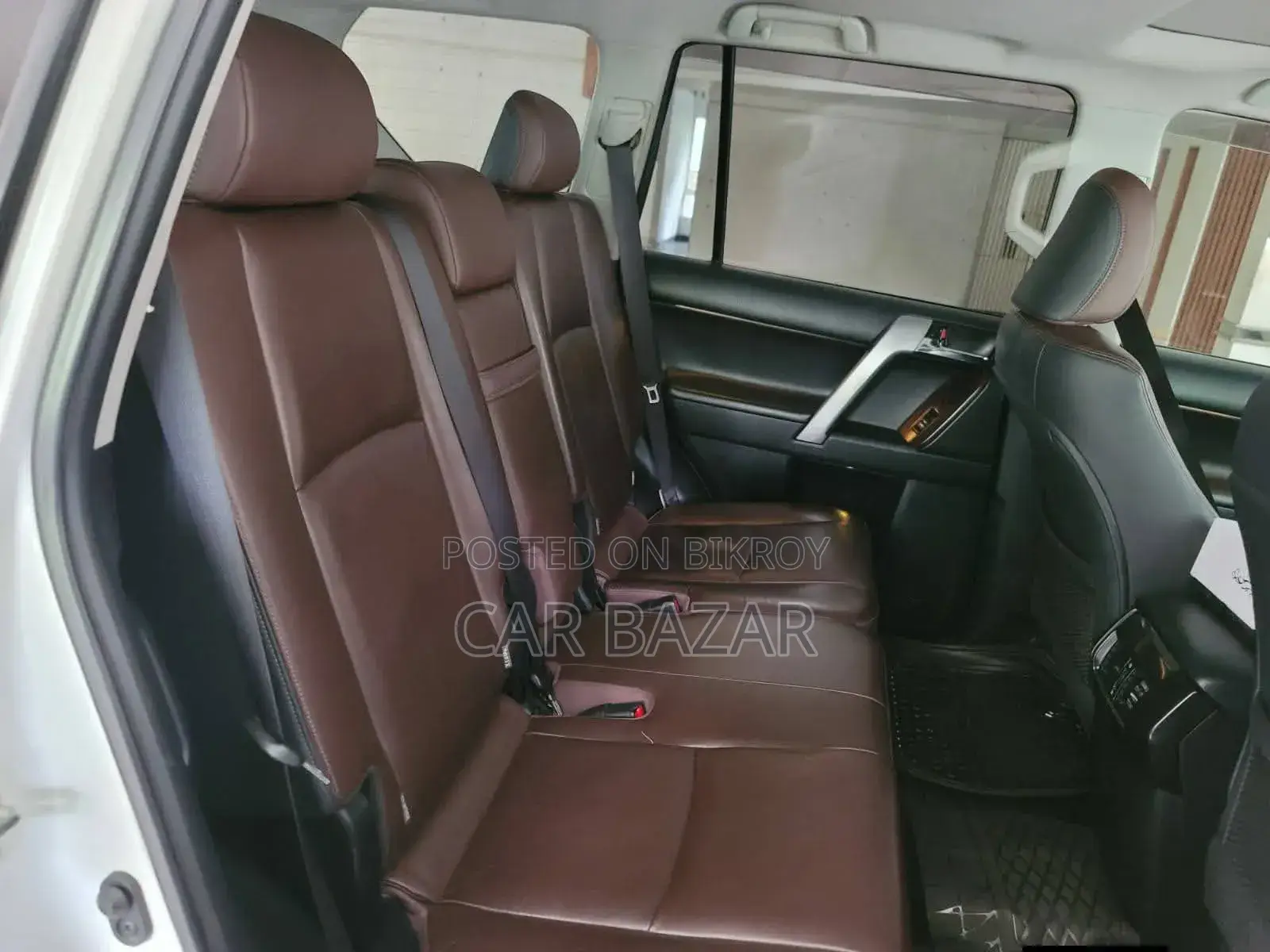Toyota Land Cruiser Prado 2016 Pearl