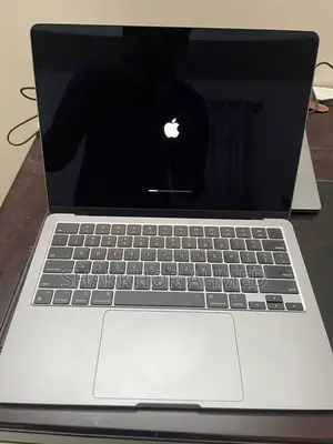 Laptop Apple MacBook Air 2022 M2 8GB Apple M2 SSD 256GB