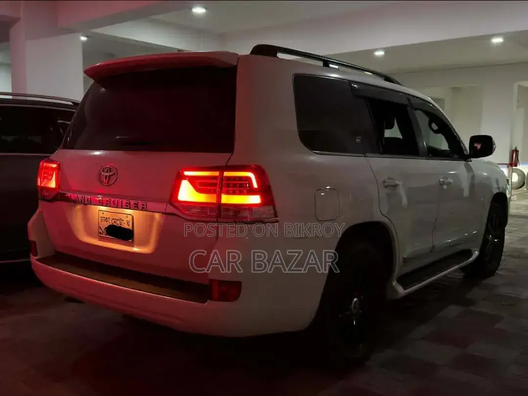 Toyota Land Cruiser 2017 Pearl