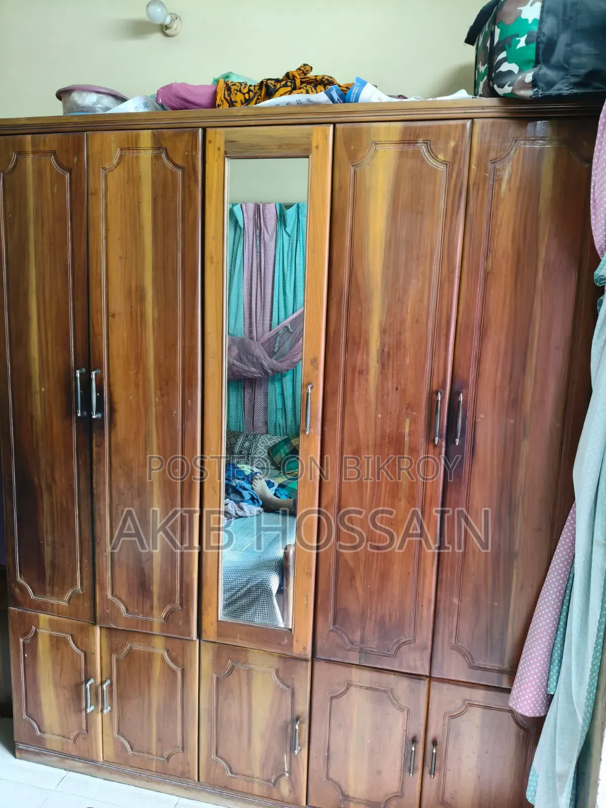 Teak and Mahogany Wood Almirah 5 Part (Wooden Almirah)